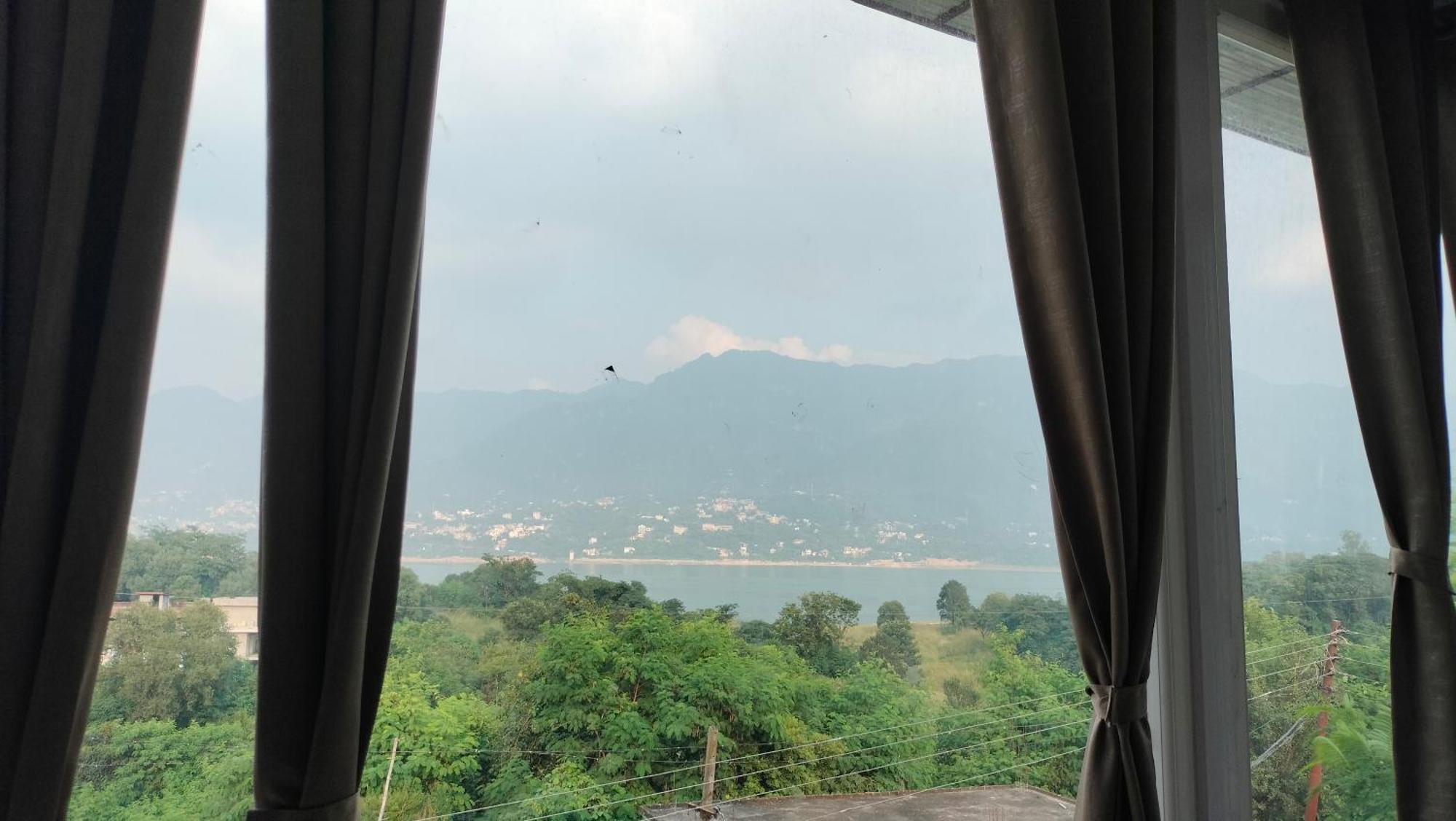 Govind Sagar View Hotel & Restaurant Bilaspur  Zewnętrze zdjęcie