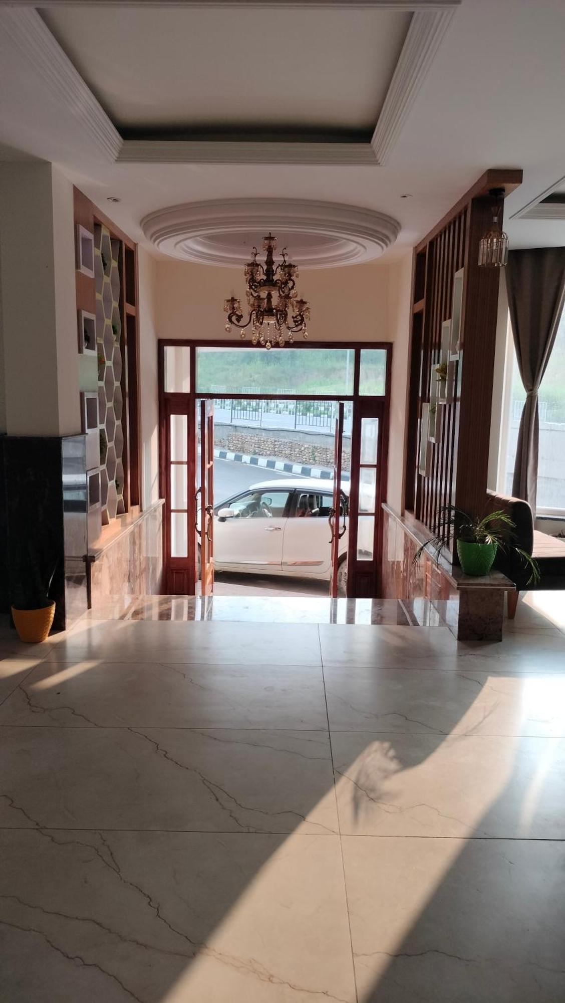 Govind Sagar View Hotel & Restaurant Bilaspur  Zewnętrze zdjęcie