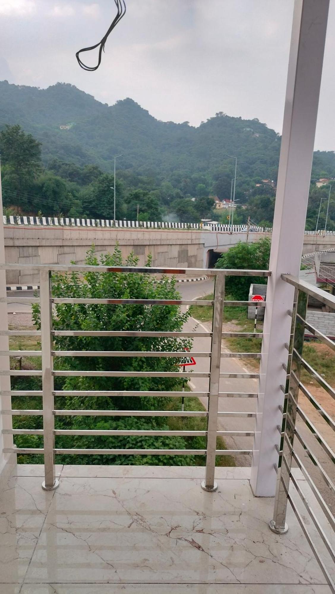 Govind Sagar View Hotel & Restaurant Bilaspur  Zewnętrze zdjęcie
