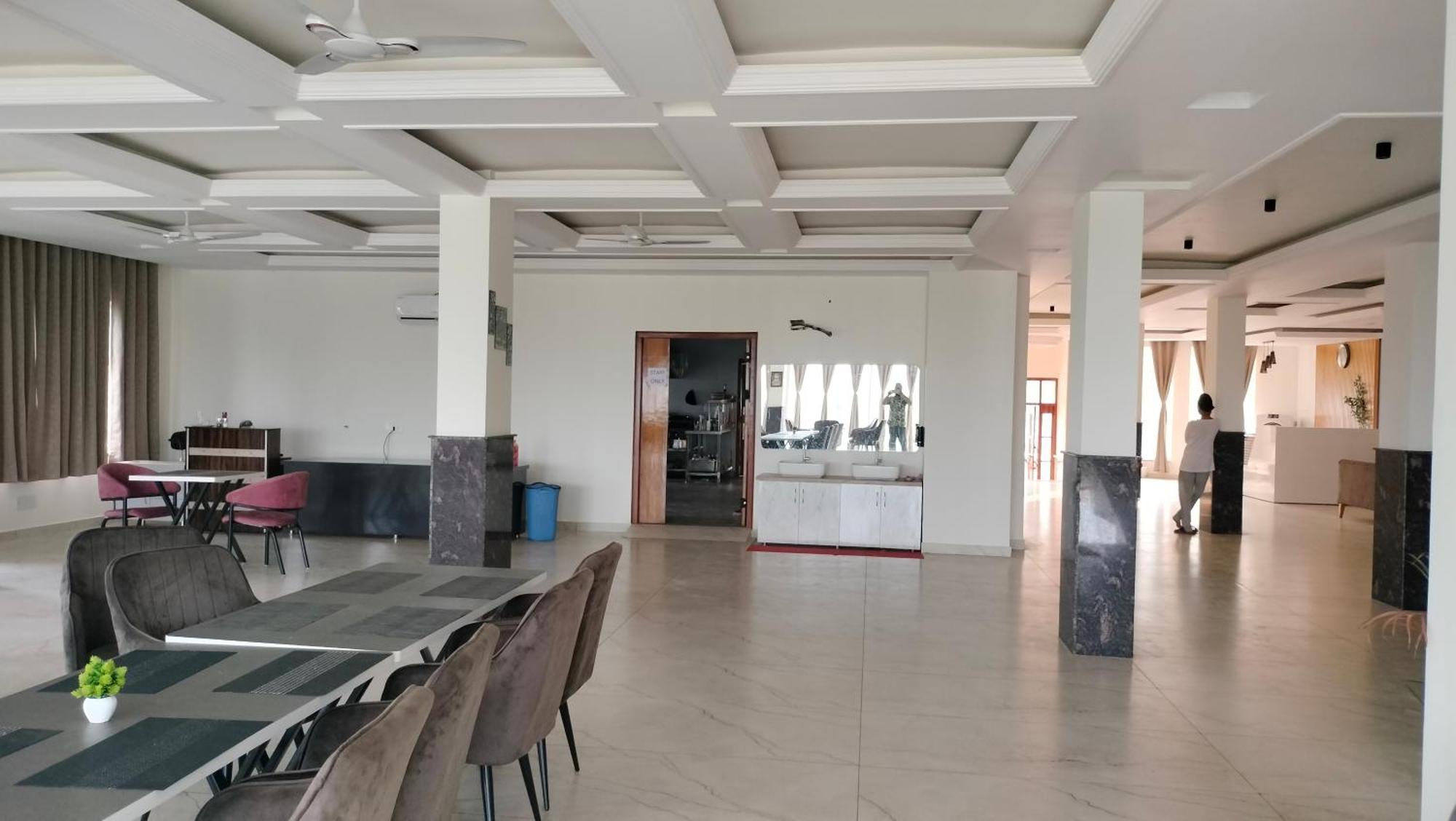 Govind Sagar View Hotel & Restaurant Bilaspur  Zewnętrze zdjęcie